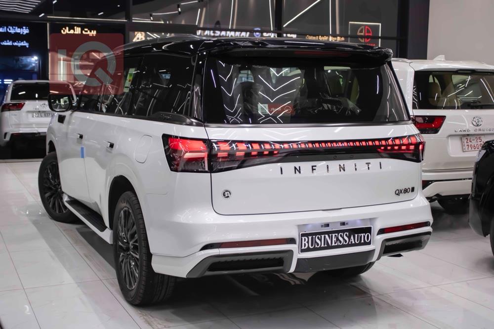 إنفينيتي QX80